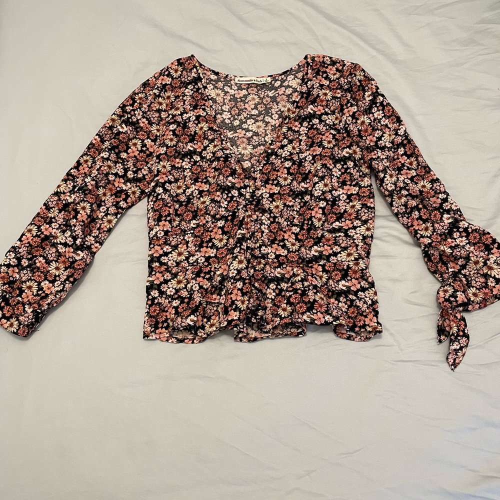 Abercrombie and Fitch Top